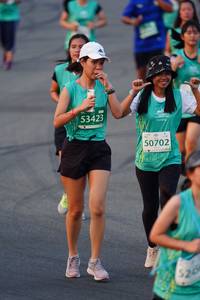 BIB: 53423, 50702
                            <button type="button" onclick="openModal(10517108)" class="btn btn-primary btn-sm float-right btn-popup" data-toggle="modal" data-target=".modal-high-quality">
                        <i class="fas fa-shopping-cart"></i> Add to Cart
                    </button>
                                            <button type="button" onclick="isThisMe(10517108, true)" class="btn btn-success btn-sm float-right btn-popup btn-isme hidden" data-toggle="tooltip" data-placement="bottom" title="นี่คือรูปของคุณใช่ไหม คลิกที่นี่เพื่อเอาเข้าอัลบั้ม">
                        <i class="fas fa-plus"></i> Add to album
                    </button>
                    <button type="button" onclick="isThisMe(10517108, false)" class="btn btn-warning btn-sm float-right btn-popup btn-isnotme hidden">
                        <i class="fas fa-ban"></i> Remove from album
                    </button>